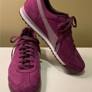 Puma Roma Magenta Lace-Up Sneakers